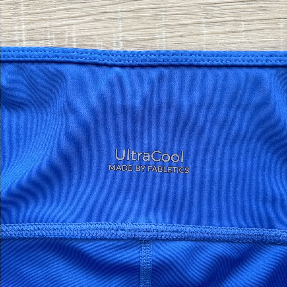 UltraCool Fabletics legging - Picture 3 of 3
